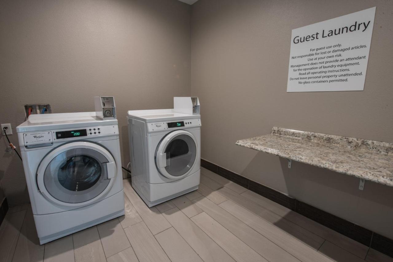 Holiday Inn Express & Suites Houston - Hobby Airport Area By Ihg Esterno foto