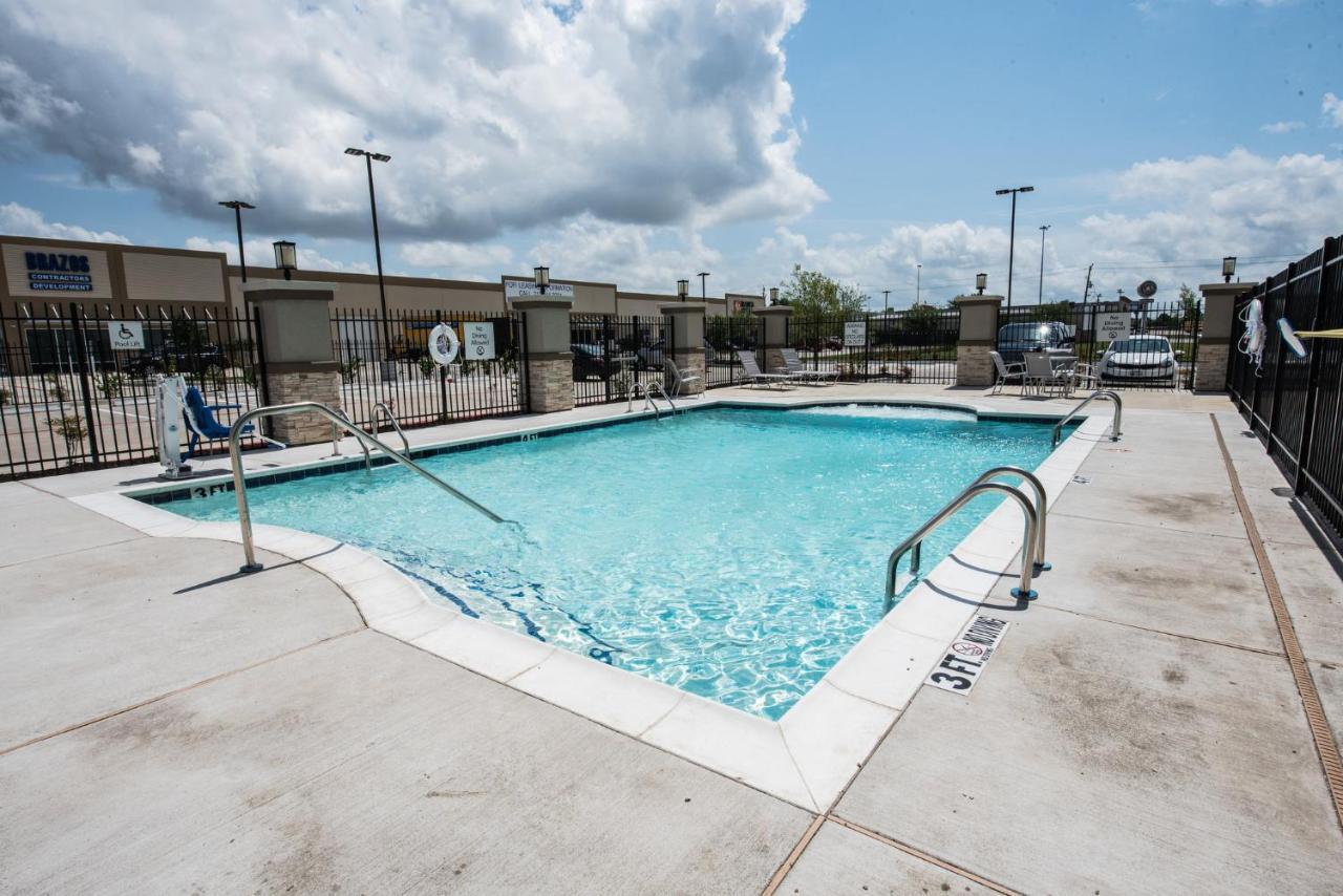 Holiday Inn Express & Suites Houston - Hobby Airport Area By Ihg Esterno foto