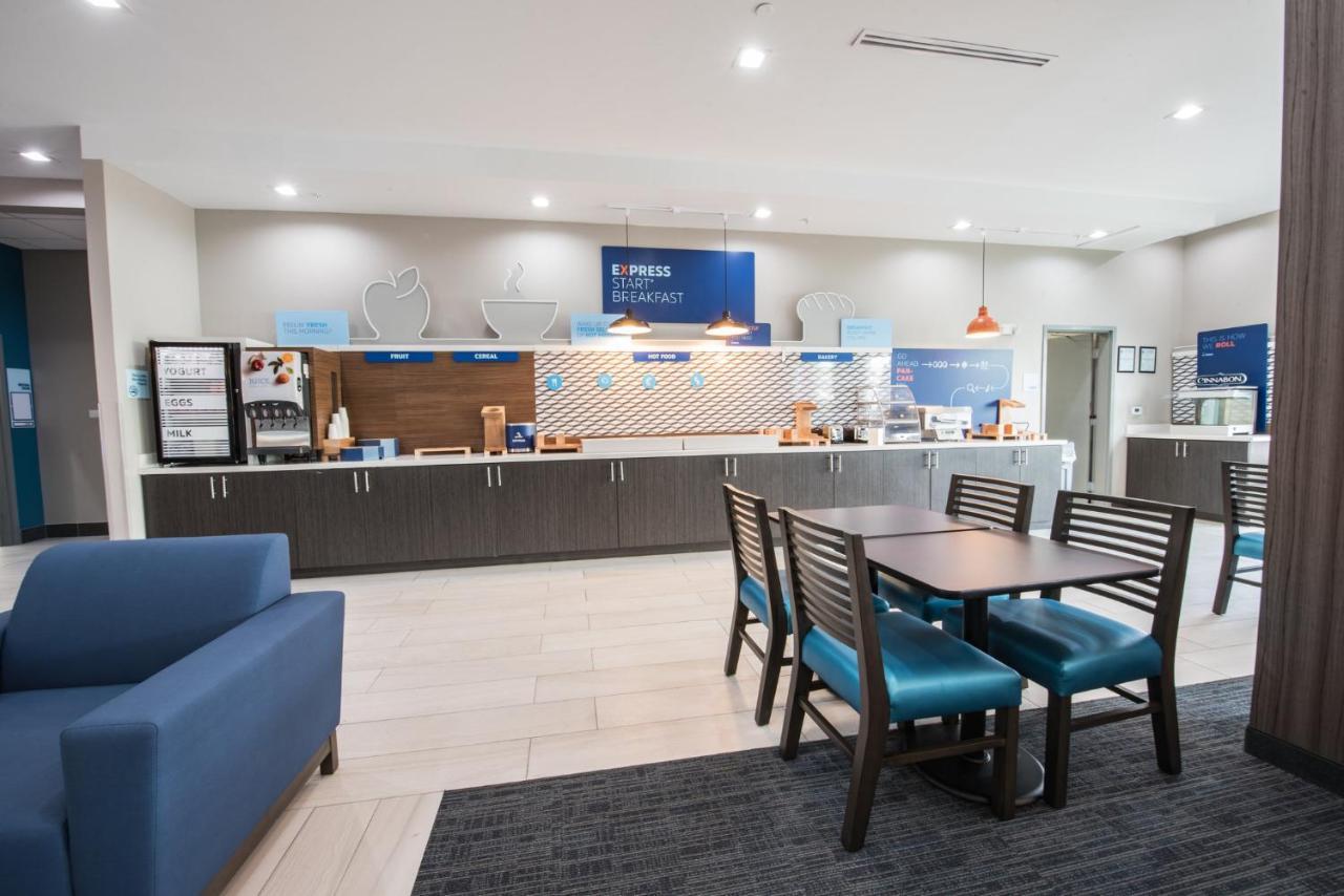 Holiday Inn Express & Suites Houston - Hobby Airport Area By Ihg Esterno foto