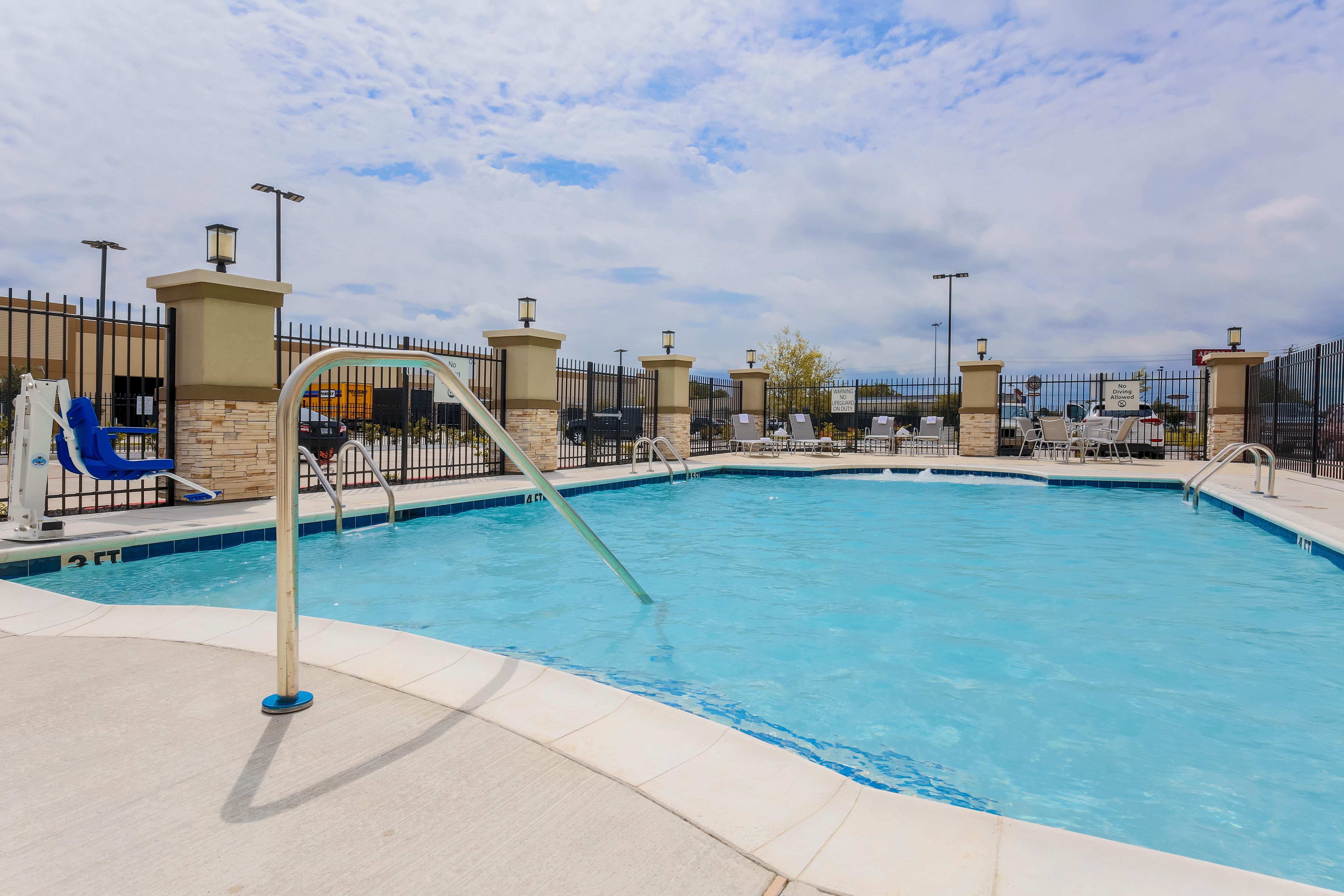 Holiday Inn Express & Suites Houston - Hobby Airport Area By Ihg Esterno foto
